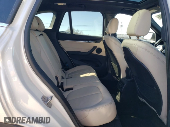 2017 BMW X1 xDrive28i with VIN WBXHT3C31H5F82700, listed as a Copart auction lot 48051095 with 76,861 mi miles and Salvage Title. Bid and sale history available at carsss.com. Image 11.
