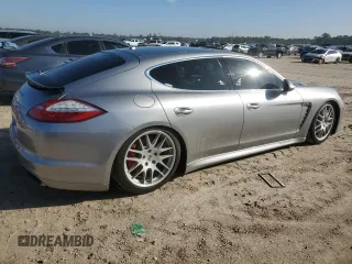 2010 Porsche Panamera Turbo z VIN WP0AC2A75AL090720, wystawiony jako Copart lot #47013455 z przebiegiem 41 164 mil mil oraz Nie do naprawy • Non repairable. Historia ofert i sprzedaży dostępna na DreamBid. Obrazek 3.
