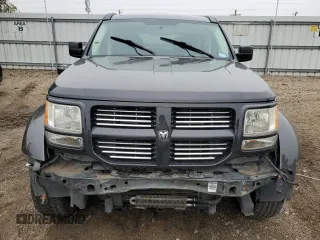 2011 Dodge Nitro SXT z VIN 1D4PT5GK0BW509907, wystawiony jako Copart lot #42716715 z przebiegiem 88 884 mil mil oraz Szkody całkowita. Historia ofert i sprzedaży dostępna na DreamBid. Obrazek 5.