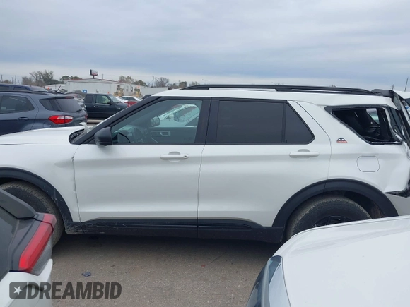 2022 Ford Explorer Timberline with VIN 1FMSK8JH7NGC49654, listed as a IAAI auction lot 41261531 with 29,493 mi miles. Bid and sale history available at carsss.com. Image 14.