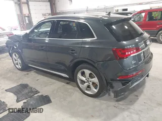 2021 Audi Q5 Premium Plus with VIN WA1BAAFY1M2003549, listed as a IAAI auction lot 41856989 with 40,415 mi miles. Bid and sale history available at carsss.com. Image 3.