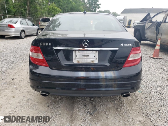 2009 Mercedes-Benz C 300 Sport z VIN WDDGF81X89F206349, wystawiony jako Copart lot #59436745 z przebiegiem 137 591 mil mil oraz Czysty tytuł • Clean title. Historia ofert i sprzedaży dostępna na DreamBid. Obrazek 6.