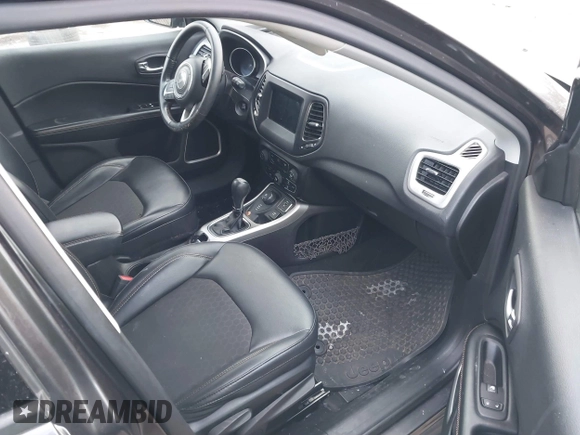 2019 Jeep Compass Latitude with VIN 3C4NJDBB1KT839413, listed as a IAAI auction lot 41437378 with 66,595 mi miles and . Bid and sale history available at DreamBid. Image 5.
