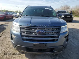 2018 Ford Explorer XLT z VIN 1FM5K7D82JGA41100, wystawiony jako Copart lot #53668305 z przebiegiem 117 733 mil mil oraz Szkody całkowita. Historia ofert i sprzedaży dostępna na DreamBid. Obrazek 5.
