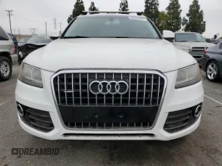 2014 Audi Q5 Premium z VIN WA1CFAFP5EA074239, wystawiony jako Copart lot #58604605 z przebiegiem 125 914 mil mil oraz Czysty tytuł • Clean title. Historia ofert i sprzedaży dostępna na DreamBid. Obrazek 5.
