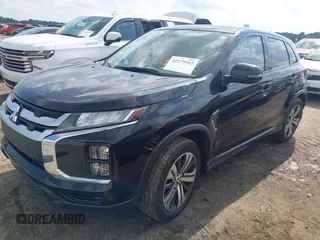 2021 Mitsubishi Outlander SE with VIN JA4APVAU8MU030791, listed as a IAAI auction lot 42279562 with 43,728 mi miles and . Bid and sale history available at DreamBid. Image 2.