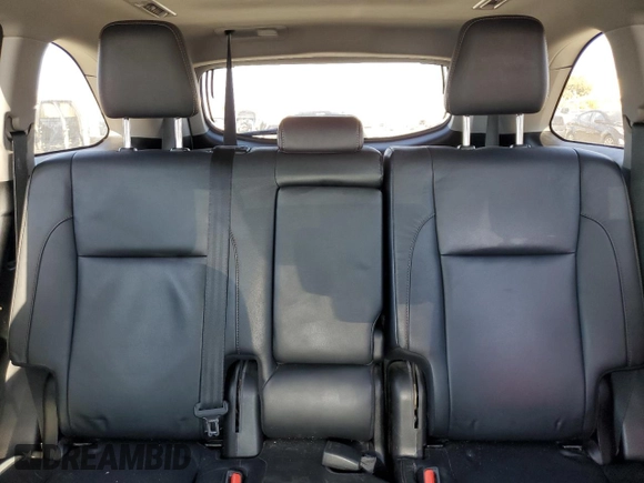 2017 Toyota Highlander XLE with VIN 5TDJZRFHXHS417209, listed as a Copart auction lot 64847585 with 46,693 mi miles and Salvage title. Bid and sale history available at DreamBid. Image 10.