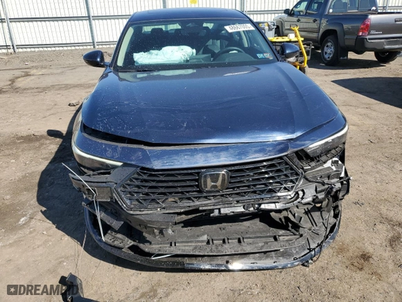 2023 Honda Accord Hybrid EX-L with VIN 1HGCY2F60PA047564, listed as a Copart auction lot 48667005 with 18,900 mi miles and Salvage Title. Bid and sale history available at carsss.com. Image 5.