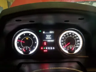 2017 Ram 1500 SLT z VIN 1C6RR7GG4HS704685, wystawiony jako Copart lot #85891064 z przebiegiem 155 448 mil mil oraz Szkoda całkowita • Salvage title. Historia ofert i sprzedaży dostępna na DreamBid. Obrazek 9.