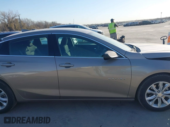 2025 Chevrolet Malibu LT with VIN 1G1ZD5ST9SF137334, listed as a IAAI auction lot 41793557 with 10,564 mi miles and . Bid and sale history available at DreamBid. Image 13.