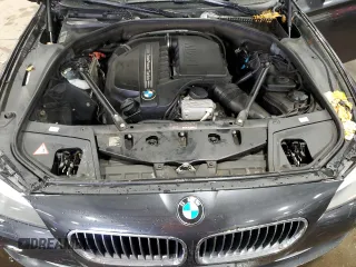 2012 BMW 5 Series 535i xDrive z VIN WBAFU7C56CDU59798, wystawiony jako Copart lot #84468134 z przebiegiem 181 664 mil mil oraz Szkoda całkowita • Salvage title. Historia ofert i sprzedaży dostępna na DreamBid. Obrazek 12.