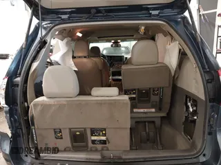 2017 Toyota Sienna XLE Auto Access Seat with VIN 5TDYZ3DC1HS837895, listed as a IAAI auction lot 41993944 with 115,771 mi miles and . Bid and sale history available at DreamBid. Image 18.