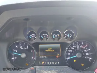 2015 Ford Super Duty F-250 SRW XLT with VIN 1FT7X2BT2FED37097, listed as a IAAI auction lot 41084977 with 224,317 mi miles. Bid and sale history available at carsss.com. Image 7.