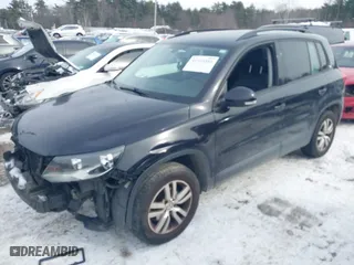 2016 Volkswagen Tiguan R-Line with VIN WVGAV7AX0GW598930, listed as a IAAI auction lot 41525554 with 142,248 mi miles. Bid and sale history available at carsss.com. Image 18.