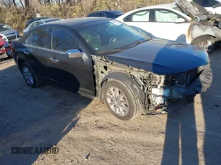 2011 Lincoln MKZ z VIN 3LNHL2GC4BR767550, wystawiony jako IAAI lot #41016775 z przebiegiem 105 926 mil mil oraz . Historia ofert i sprzedaży dostępna na DreamBid. Obrazek 1.