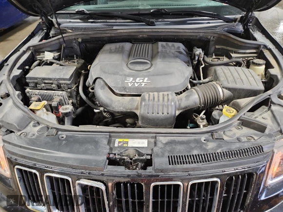 2014 Jeep Grand Cherokee Limited with VIN 1C4RJFBG2EC172683, listed as a Copart auction lot 60928785 with 193,247 mi miles and Salvage title. Bid and sale history available at DreamBid. Image 12.