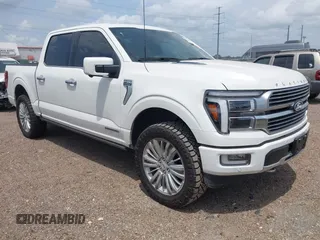 2024 Ford F-150 z VIN 1FTFW7LD1RFB88697, wystawiony jako IAAI lot #42143029 z przebiegiem 6 996 mil mil oraz . Historia ofert i sprzedaży dostępna na DreamBid. Obrazek 1.