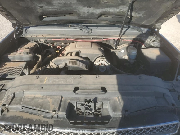 2008 Chevrolet Suburban LT w/2LT with VIN 3GNFK16398G189919, listed as a Copart auction lot 41991075 with 186,747 mi miles and Salvage Title. Bid and sale history available at carsss.com. Image 12.