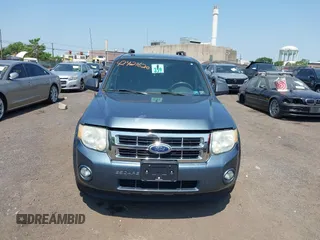 2010 Ford Escape XLT z VIN 1FMCU9DG0AKC42348, wystawiony jako IAAI lot #42421620 z przebiegiem 178 321 mil mil oraz . Historia ofert i sprzedaży dostępna na DreamBid. Obrazek 6.