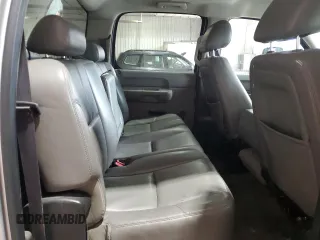 2013 GMC Sierra 2500HD Work Truck с VIN 1GT12ZCGXDF118085, выставлен на аукционе Copart как лот 59717505 с пробегом 187 063 миль миль и Списание • Salvage title. История ставок и продаж доступна на DreamBid. Изображение 10.