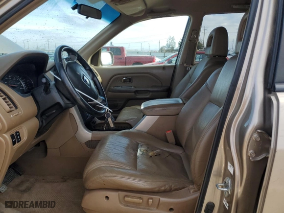 2004 Honda Pilot EX with VIN 2HKYF18624H615884, listed as a Copart auction lot 49103255 with 209,021 mi miles and Salvage Title. Bid and sale history available at carsss.com. Image 7.