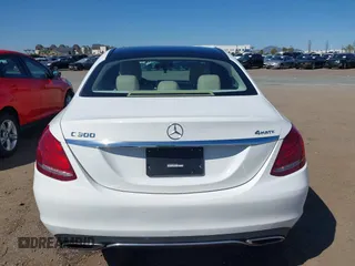 2015 Mercedes-Benz C 300 Luxury with VIN 55SWF4KB5FU039626, listed as a IAAI auction lot 41815854 with 79,311 mi miles and . Bid and sale history available at DreamBid. Image 16.