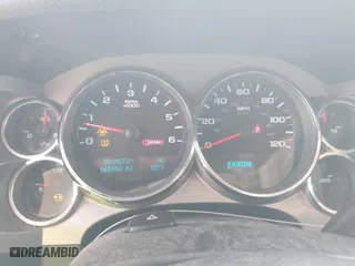 2010 Chevrolet Silverado 1500 LT with VIN 1GCSKSE35AZ298883, listed as a IAAI auction lot 39632673 with 165,950 mi miles. Bid and sale history available at carsss.com. Image 7.
