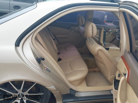 2001 Mercedes-Benz S 320/430/500 with VIN WDBNG70J31A161620, listed as a IAAI auction lot 41530784 with 134,673 mi miles and . Bid and sale history available at carsss.com. Image 8.