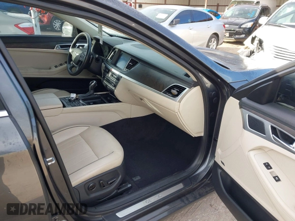 2017 Genesis G80 5.0L Ultimate with VIN KMHGN4JF0HU207725, listed as a IAAI auction lot 40953010 with 84,738 mi miles. Bid and sale history available at carsss.com. Image 5.