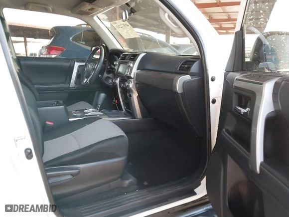2018 Toyota 4Runner SR5 with VIN JTEZU5JR2J5181608, listed as a IAAI auction lot 41072241 with 104,230 mi miles. Bid and sale history available at carsss.com. Image 5.