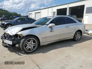 2004 Mercedes-Benz CLK 320 with VIN WDBTJ65J34F103073, listed as a Copart auction lot 73242984 with 252,293 mi miles and Clean Title. Bid and sale history available at DreamBid. Image 1.