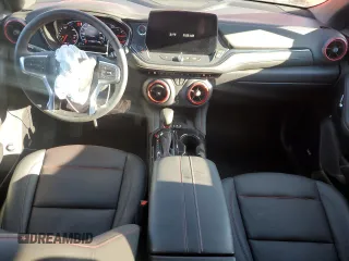 2024 Chevrolet Blazer RS with VIN 3GNKBKRS2RS125968, listed as a Copart auction lot 88042545 with 4,584 mi miles and Salvage title. Bid and sale history available at DreamBid. Image 8.