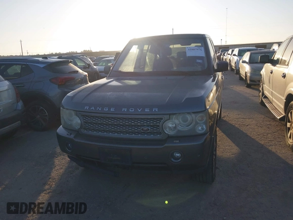 2009 Land Rover Range Rover SC z VIN SALMP13409A302003, wystawiony jako IAAI lot #42807976 z przebiegiem 181 357 mil mil oraz . Historia ofert i sprzedaży dostępna na DreamBid. Obrazek 6.