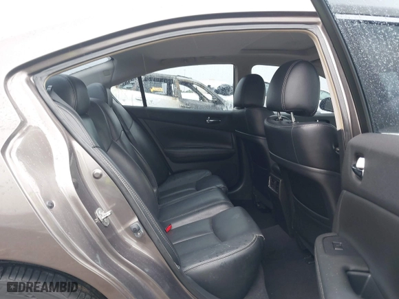 2012 Nissan Maxima 3.5 SV with VIN 1N4AA5AP5CC815460, listed as a IAAI auction lot 41332405 with 173,855 mi miles. Bid and sale history available at carsss.com. Image 8.
