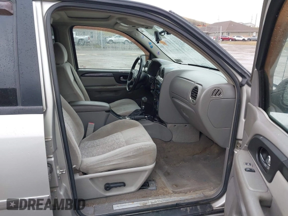 2006 GMC Envoy SLE z VIN 1GKDT13S562187698, wystawiony jako IAAI lot #41808778 z przebiegiem 167 023 mil mil oraz . Historia ofert i sprzedaży dostępna na DreamBid. Obrazek 5.