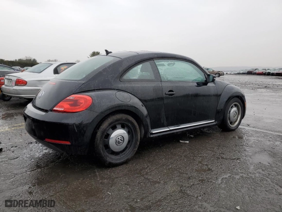 2012 Volkswagen Beetle 2.5L w/Sun/Sound/Nav PZEV with VIN 3VWJP7AT3CM642390, listed as a Copart auction lot 83999924 with 103,884 mi miles and Salvage Title. Bid and sale history available at carsss.com. Image 3.