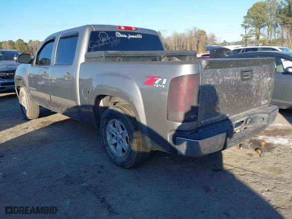 2008 GMC Sierra 1500 Work Truck with VIN 2GTEK133781178421, listed as a IAAI auction lot 41441844 with 213,315 mi miles. Bid and sale history available at carsss.com. Image 3.