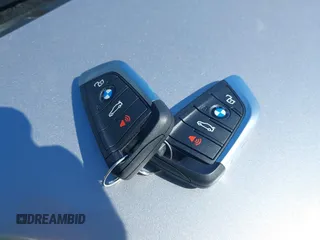 2022 BMW 4 Series M440i xDrive z VIN WBA13AW02NFL97513, wystawiony jako IAAI lot #42385642 z przebiegiem 33 827 mil mil oraz . Historia ofert i sprzedaży dostępna na DreamBid. Obrazek 11.