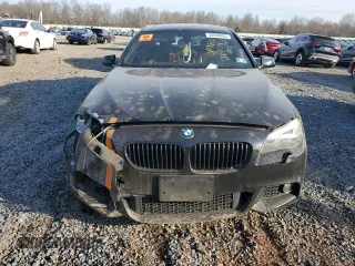 2013 BMW 5 Series 535i xDrive with VIN WBAFU7C54DDU74933, listed as a Copart auction lot 50698855 with 156,112 mi miles and Salvage Title. Bid and sale history available at DreamBid. Image 5.