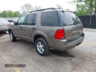 2005 Ford Explorer XLT z VIN 1FMZU63E95UB09607, wystawiony jako IAAI lot #42064379 z przebiegiem 192 117 mil mil oraz . Historia ofert i sprzedaży dostępna na DreamBid. Obrazek 3.