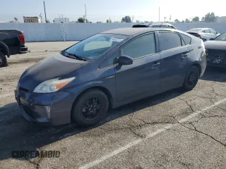2014 Toyota Prius Four with VIN JTDKN3DU8E1773583, listed as a Copart auction lot 64642375 with 159,738 mi miles and Clean title. Bid and sale history available at DreamBid. Image 1.