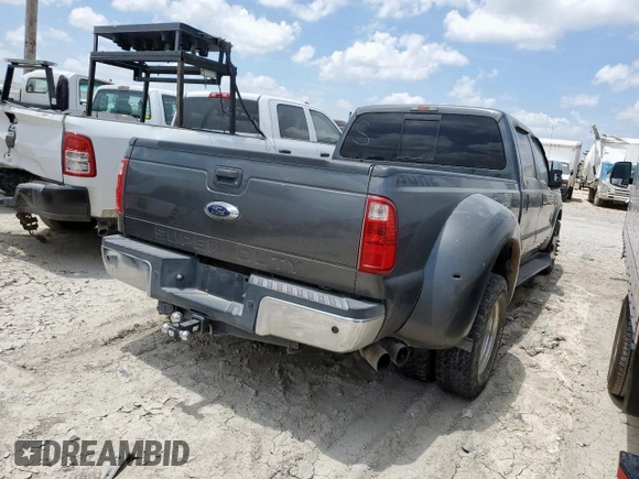 2015 Ford F-350 Lariat with VIN 1FT8W3CT5FEA32754, listed as a Copart auction lot 61626155 with 257,617 mi miles and Clean title. Bid and sale history available at DreamBid. Image 3.