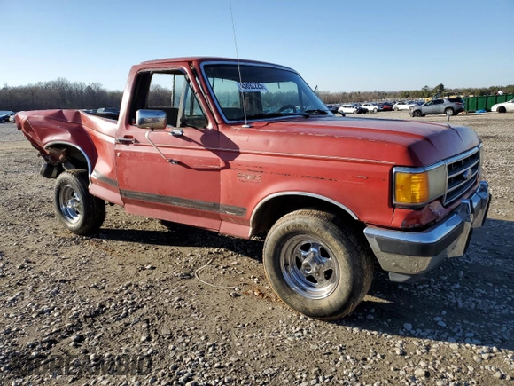 1990 Ford F-150 with VIN 2FTDF15NXLCA51500, listed as a Copart auction lot 45892225 with 84,181 mi miles and Salvage Title. Bid and sale history available at carsss.com. Image 4.