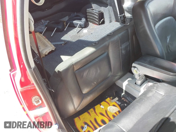 2000 Volkswagen Beetle GLX with VIN 3VWDD21C9YM430514, listed as a IAAI auction lot 41975527 with 127,964 mi miles and . Bid and sale history available at DreamBid. Image 8.