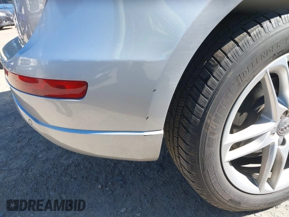 2015 Audi Q5 Premium Plus with VIN WA1LFAFP0FA007842, listed as a IAAI auction lot 42195991 with 107,105 mi miles and . Bid and sale history available at DreamBid. Image 6.