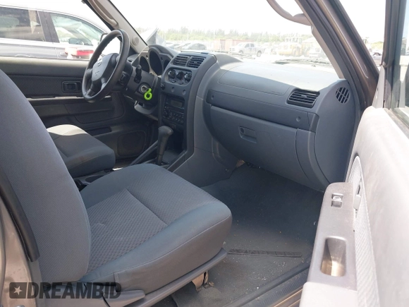 2004 Nissan Xterra XE z VIN 5N1ED28T94C602755, wystawiony jako IAAI lot #42157154 z przebiegiem 129 582 mil mil oraz . Historia ofert i sprzedaży dostępna na DreamBid. Obrazek 5.