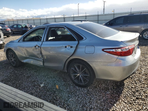 2015 Toyota Camry XLE with VIN 4T1BF1FK2FU049011, listed as a Copart auction lot 44153825 with 97,199 mi miles and Salvage Title. Bid and sale history available at carsss.com. Image 2.