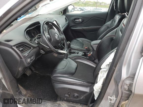 2021 Jeep Cherokee Trailhawk with VIN 1C4PJMBX2MD143446, listed as a Copart auction lot 55166945 with 83,841 mi miles and Salvage title. Bid and sale history available at DreamBid. Image 7.
