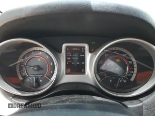2013 Dodge Journey SXT with VIN 3C4PDCBG4DT685370, listed as a Copart auction lot 61353335 with 193,973 mi miles and Salvage title. Bid and sale history available at DreamBid. Image 9.