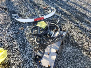 2015 Ford Focus Titanium with VIN 1FADP3N25FL325037, listed as a Copart auction lot 42248985 with 58,831 mi miles and Salvage Title. Bid and sale history available at carsss.com. Image 13.